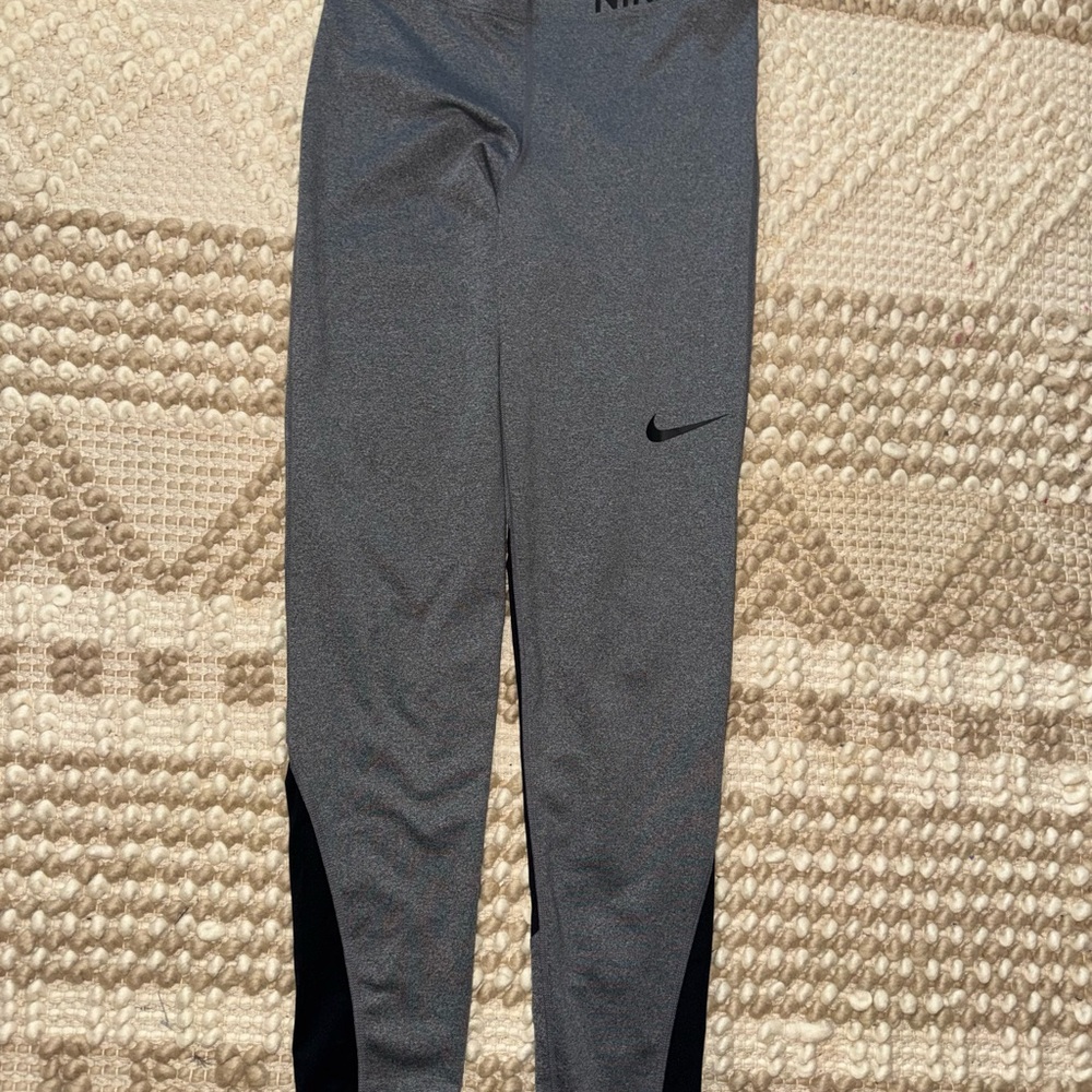 Nike women Charcoal and Black Leggings